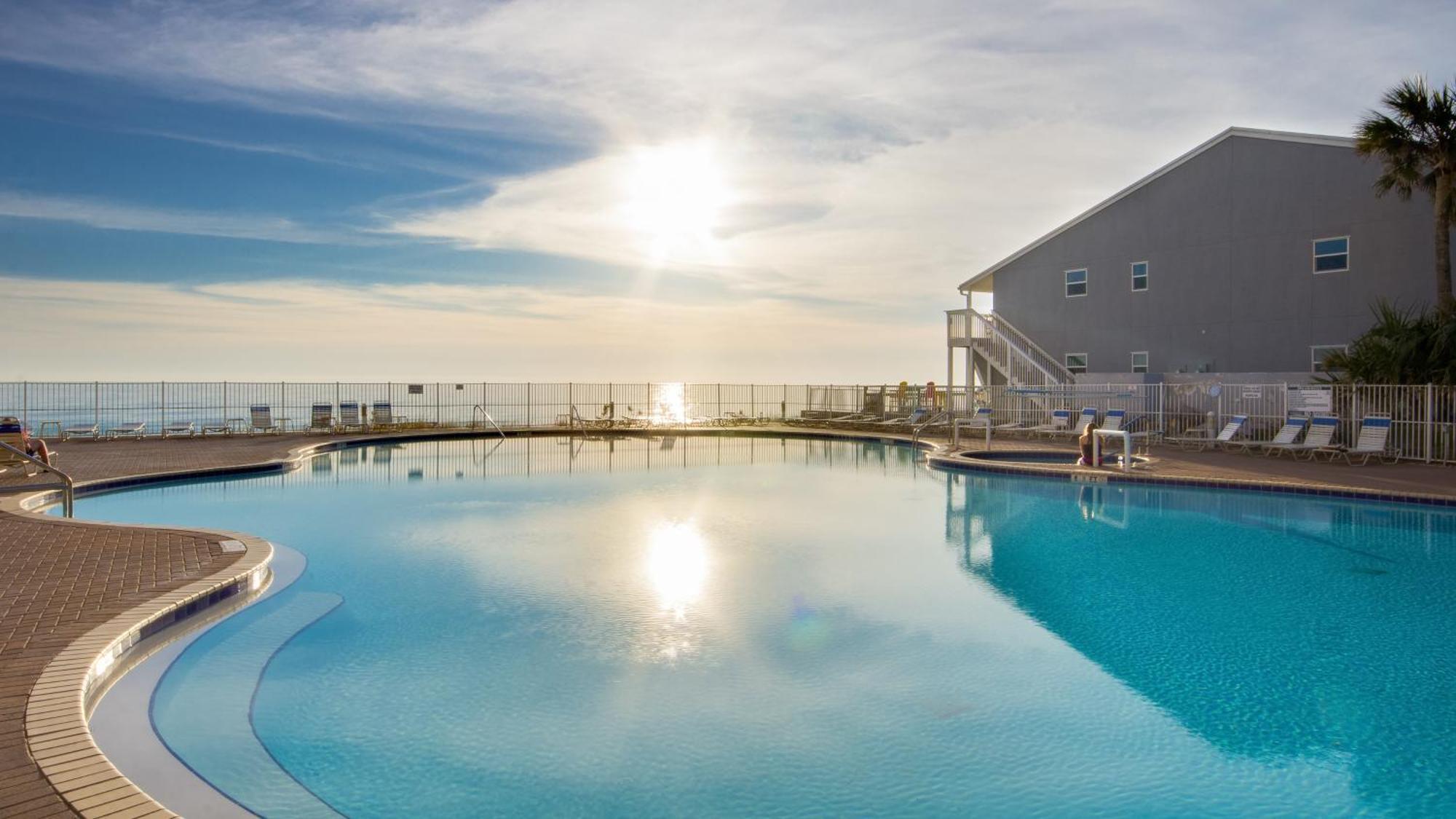 Tidewater Escape: 1Br/2Ba Beachfront Condo, Sleeps 6, Gulf Views & Comfort! Panama City Beach Exteriér fotografie